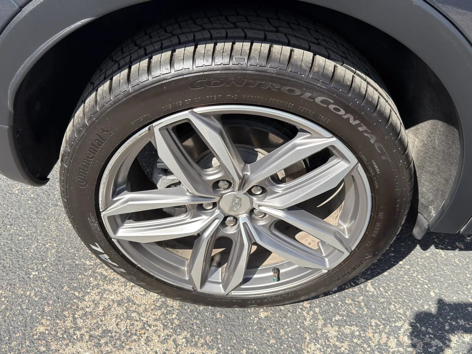 Used 2019 Cadillac XT4 Sport AWD/4WD image 28