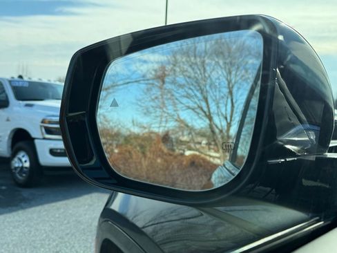 Used 2024 Jeep Grand Cherokee L Summit image 11