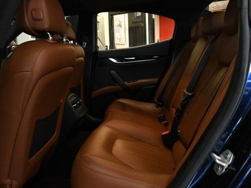 Used 2019 Maserati Ghibli S Q4 AWD/4WD image 22