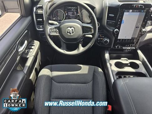 Used 2024 RAM 1500 4x4 Crew Cab image 9