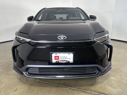 Used 2023 Toyota bZ4X AWD w/ Weather Package image 5