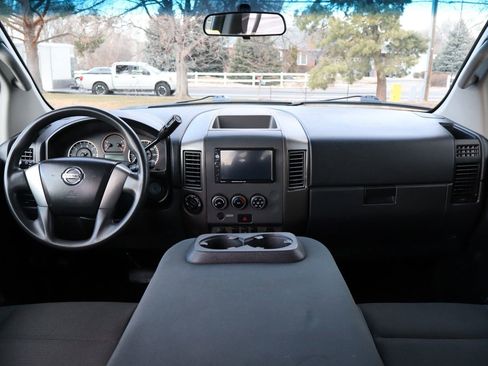 Used 2014 Nissan Titan S image 16