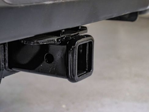 Used 2023 Ford F150 Lariat RWD image 46