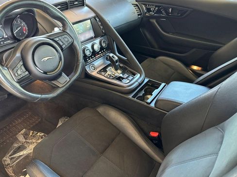 Used 2018 Jaguar F-TYPE Coupe RWD image 4