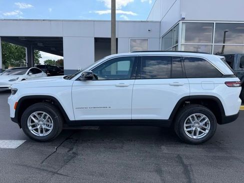 New 2026 Jeep Grand Cherokee Laredo image 6