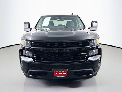Used 2019 Chevrolet Silverado 1500 Custom w/ Custom Max Trailering Package image 8