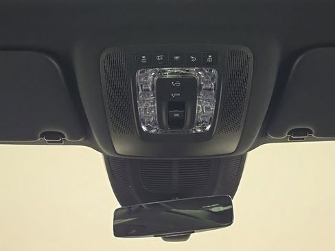 Certified 2026 Mercedes-Benz GLS 580 4MATIC image 27