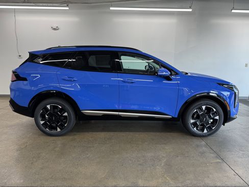 New 2026 Kia Sportage SX image 2