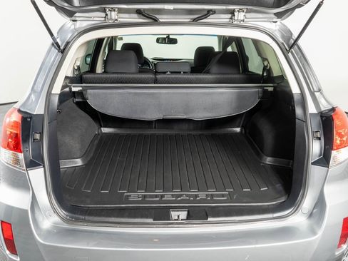 Used 2011 Subaru Outback 2.5i Premium image 29