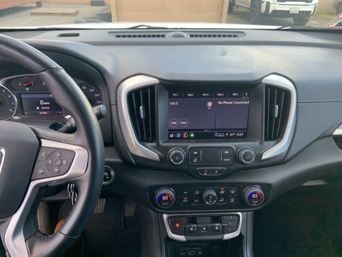 Certified 2023 GMC Terrain SLT w/ Elevation Edition image 16