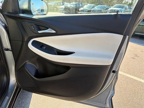 Used 2023 Buick Encore GX Preferred w/ Cold Weather Comfort Package image 14