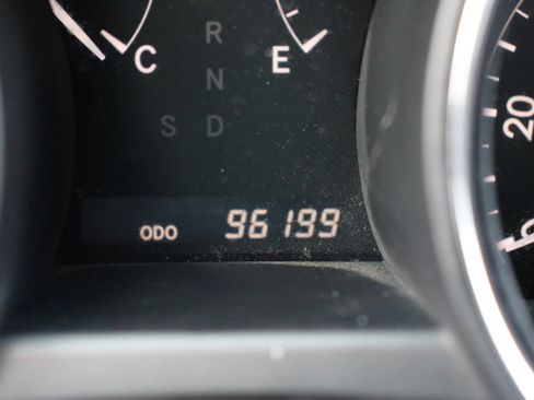 Used 2011 Toyota Highlander 2WD w/ Tech Pkg image 28