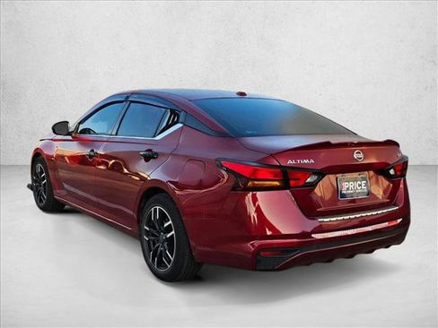 Used 2021 Nissan Altima 2.5 SV image 6