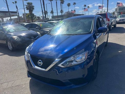 Used 2016 Nissan Sentra SV FWD image 2
