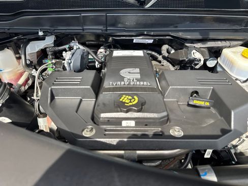 Used 2024 RAM 2500 Laramie w/ Night Edition AWD/4WD image 44