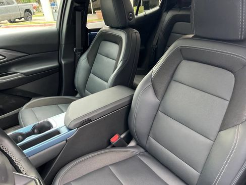 Used 2024 Chevrolet Equinox EV LT FWD image 10