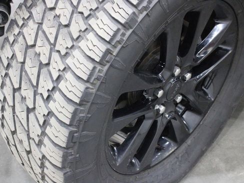 Used 2021 Jeep Gladiator Mojave AWD/4WD image 35