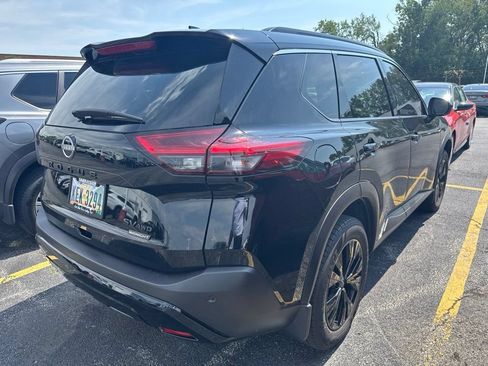 Certified 2023 Nissan Rogue SV w/ SV Premium B Package AWD/4WD image 5