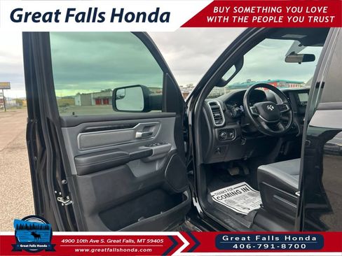 Used 2022 RAM 1500 Big Horn AWD/4WD image 9