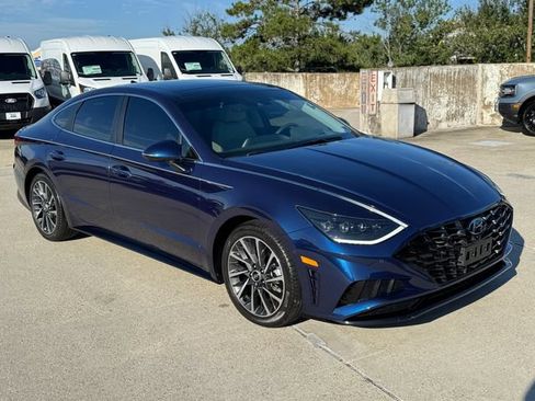 Used 2022 Hyundai Sonata Limited FWD image 3