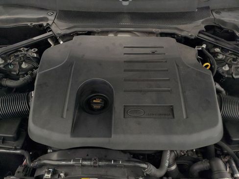 Used 2020 Land Rover Range Rover Sport HST image 11