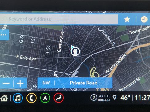 Used 2023 GMC Acadia SLT image 22