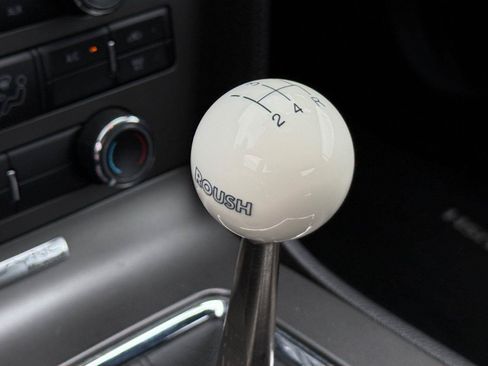 Used 2010 Ford Mustang GT RWD image 24
