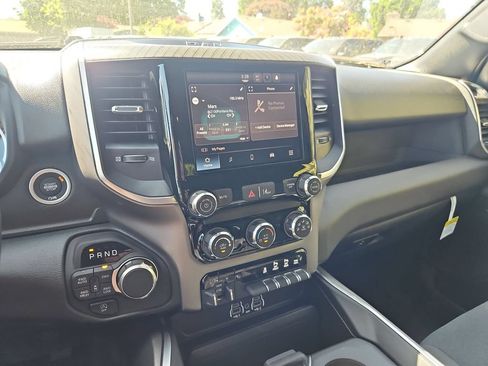 New 2026 RAM 1500 Big Horn AWD/4WD image 19