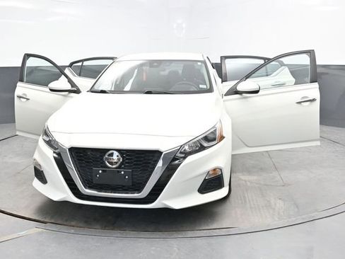 Used 2021 Nissan Altima 2.5 S FWD image 39