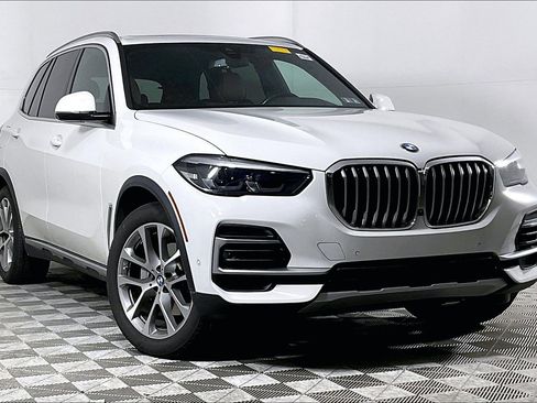 Certified 2023 BMW X5 xDrive40i w/ Premium Package image 1