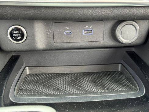 Used 2023 Nissan Rogue SV FWD image 25
