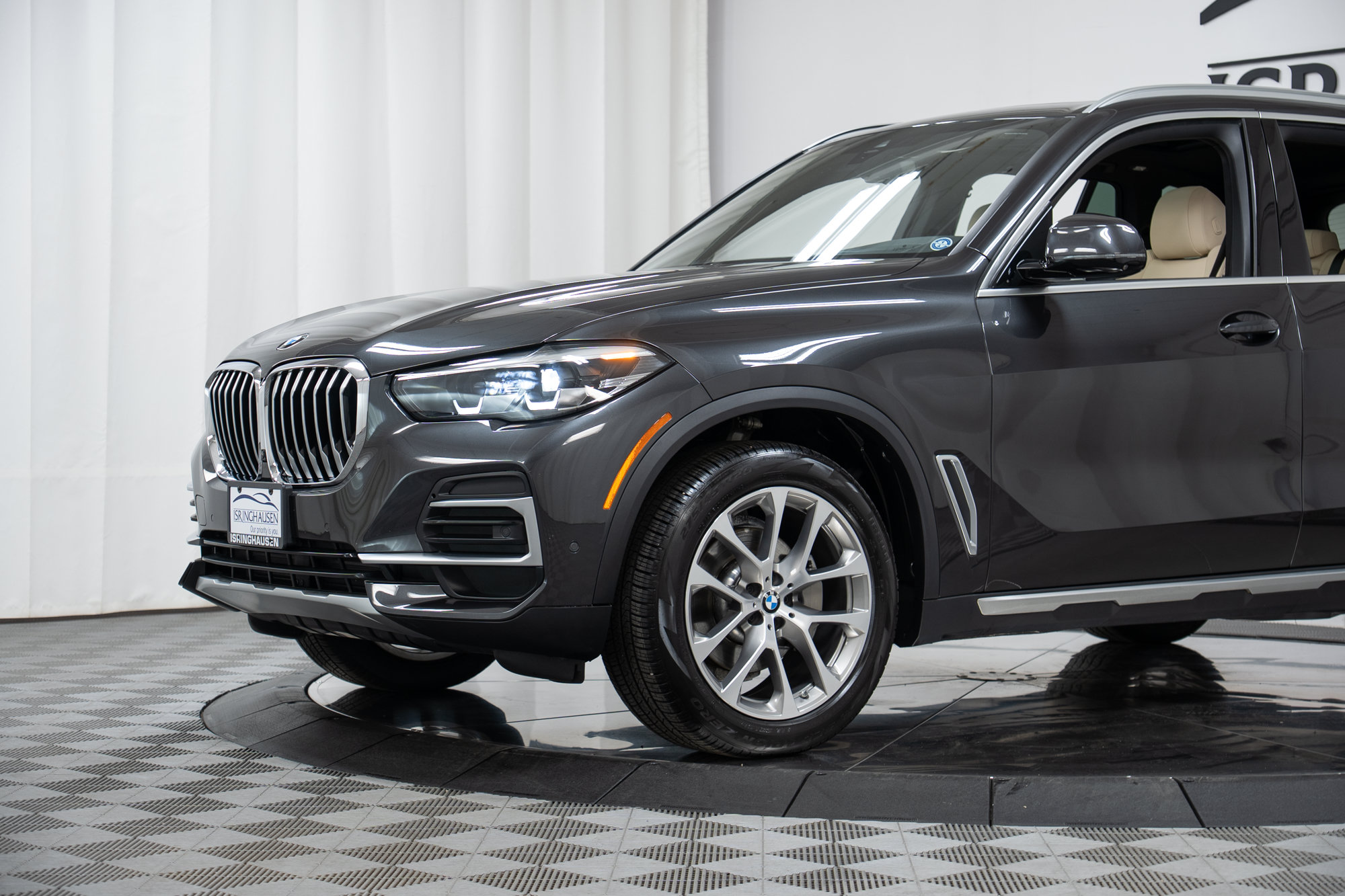 Used 2022 BMW X5 xDrive40i w/ Premium Package AWD/4WD image 25