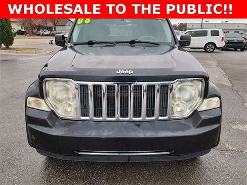 Used 2008 Jeep Liberty Limited w/ Premium Sound Group image 10