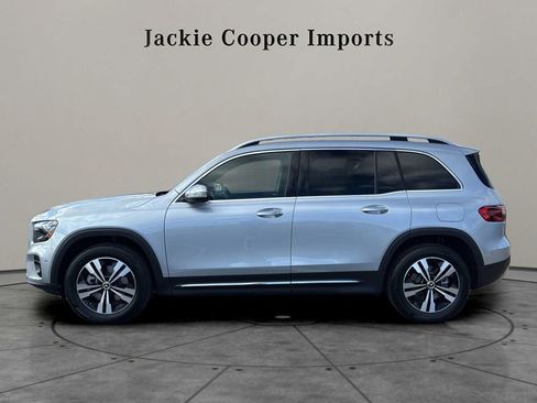 New 2026 Mercedes-Benz GLB 250 image 2