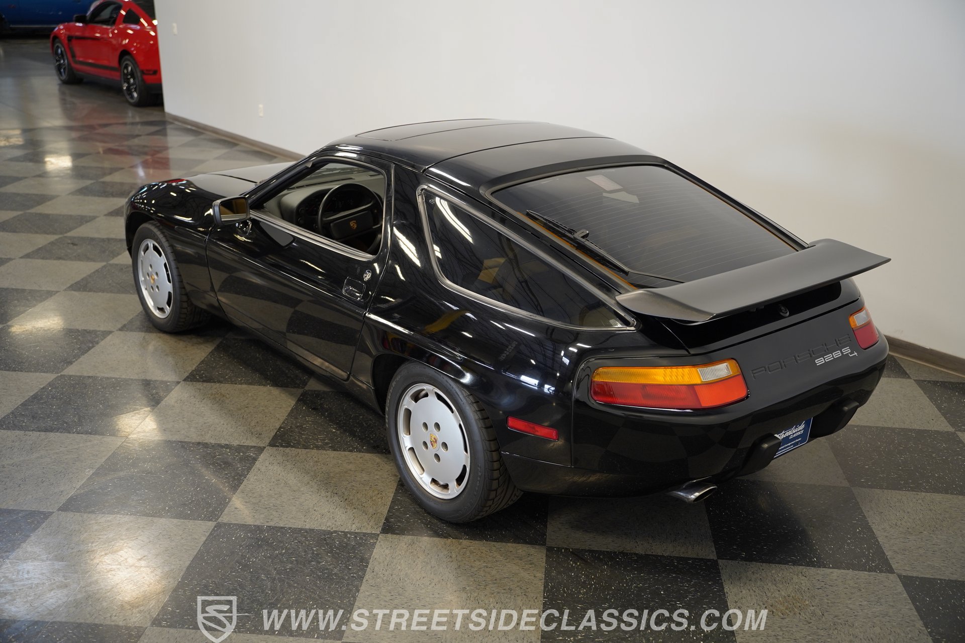 Used 1988 Porsche 928 S4 RWD image 27