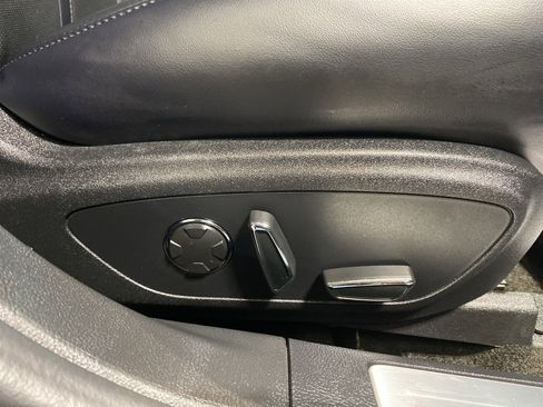 Used 2018 Lincoln MKZ Reserve w/ Climate Package image 13