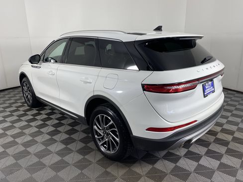 Used 2021 Lincoln Corsair AWD w/ Equipment Group 101A image 10