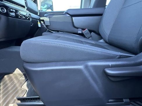 New 2026 GMC Sierra 2500 SLE AWD/4WD image 14