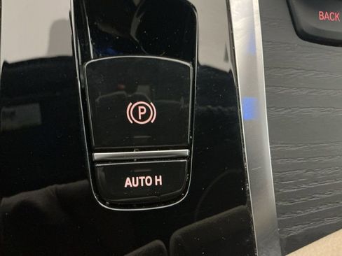 Certified 2023 BMW 530e xDrive w/ Premium Package image 13