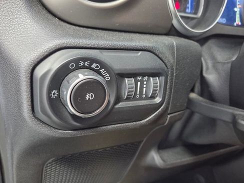 Used 2021 Jeep Wrangler Unlimited Sport AWD/4WD image 29
