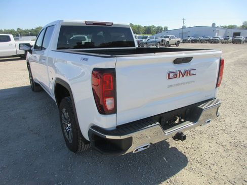 New 2026 GMC Sierra 1500 SLE AWD/4WD image 10