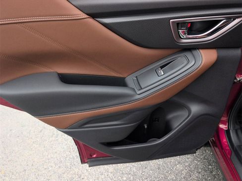 Used 2023 Subaru Forester Touring image 29