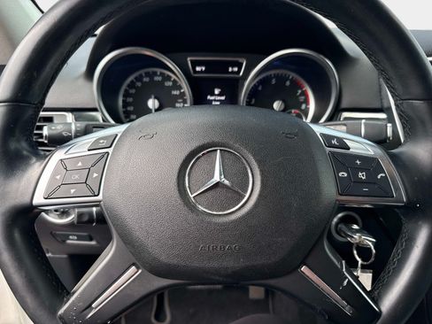 Used 2015 Mercedes-Benz ML 350 4MATIC image 26