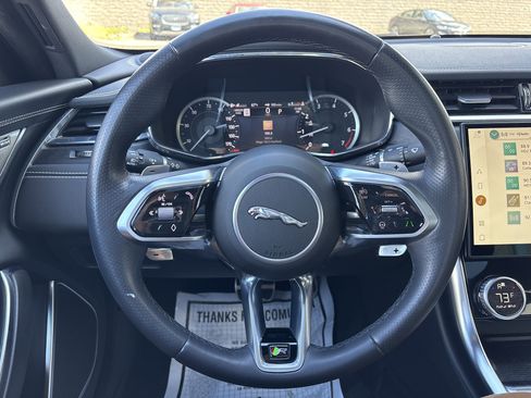 Certified 2023 Jaguar XF R-Dynamic SE AWD/4WD image 18