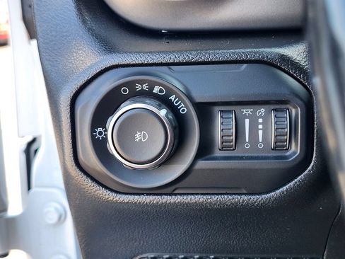 Used 2022 Jeep Wrangler Unlimited Sport AWD/4WD image 20