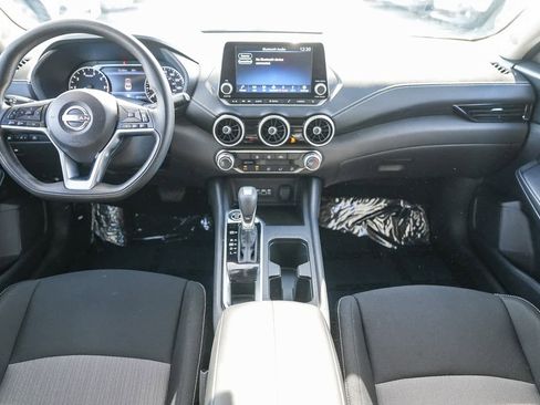 Used 2025 Nissan Sentra SV image 11
