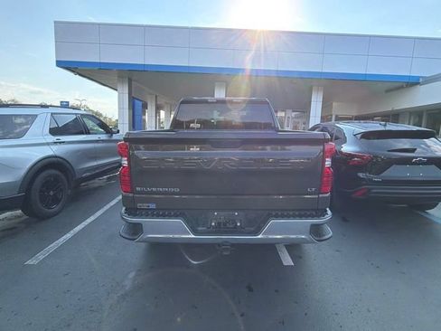Used 2024 Chevrolet Silverado 1500 LT AWD/4WD image 6