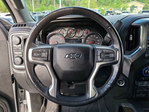 Used 2019 Chevrolet Silverado 1500 RST AWD/4WD image 21