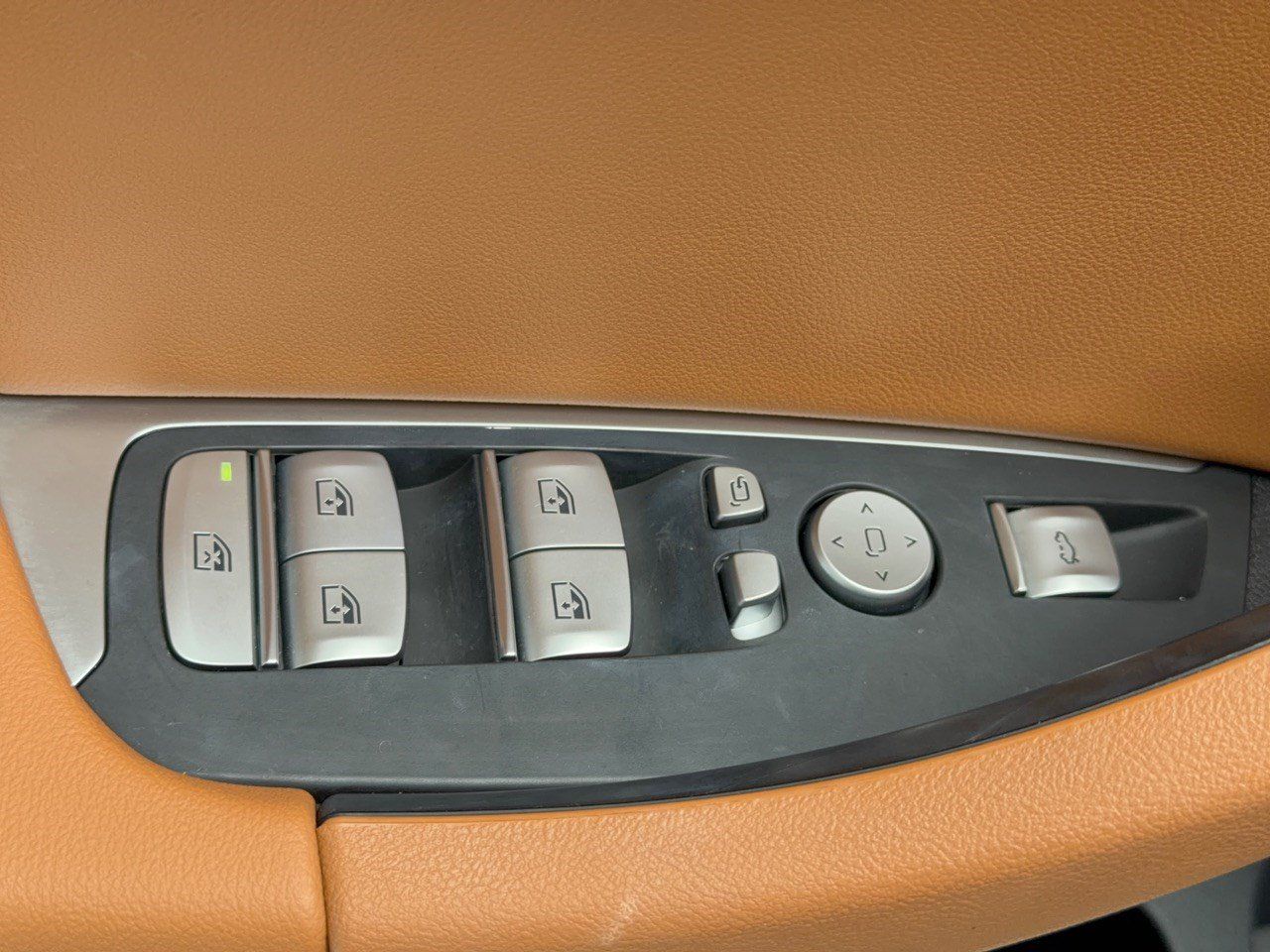 Used 2024 BMW X3 sDrive30i w/ Convenience Package RWD image 15