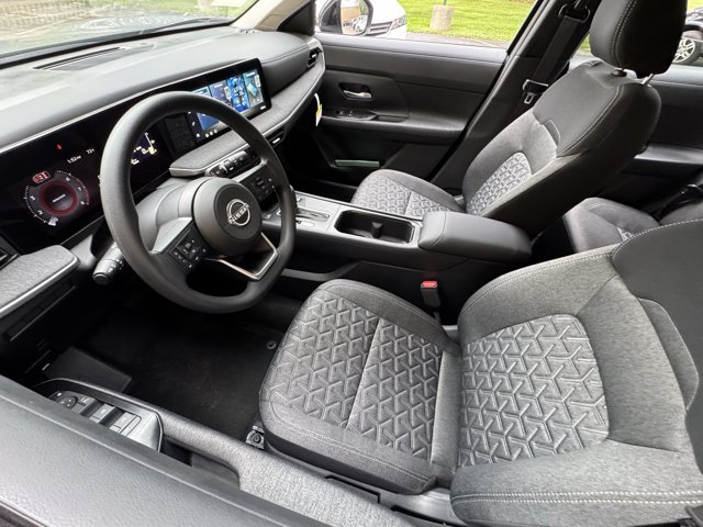 New 2027 Nissan Kicks SV AWD/4WD image 28
